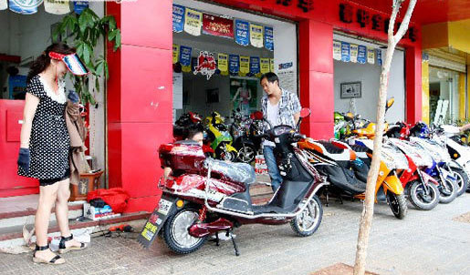 昆明第二批落户电动车 落户遇尴尬