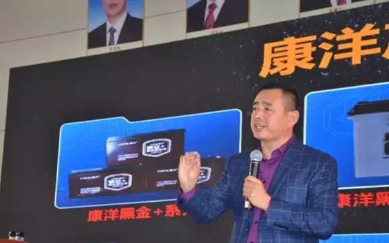 一首《忘不了》，让现场千人泪流满面......