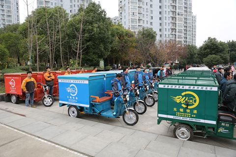 最严禁摩限电引争议 快递业陷入路权之难