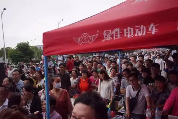 绿佳不仅能造电动车，还能帮你找对象！