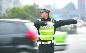 巩义市100辆电动车 助力“一村一警”