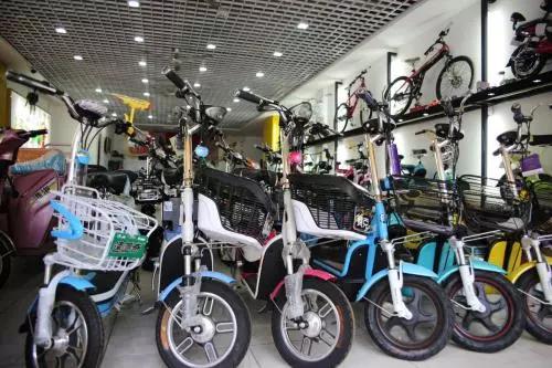 卖了一辆电动车，经销商还赔了200块！这生意你还敢干吗？