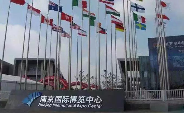 机遇不容错过！地表最强锂电-5C超级电池雄踞南京展！