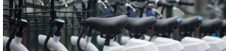 这样做犯不犯法！出租车司机和共享电单车，多大的“仇”