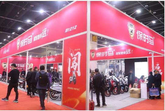 实力圈粉 | 保时马惊艳亮相浙江展，尽显品牌实力和市场领导力！