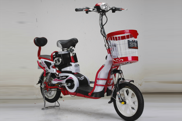 本铃电动车 精彩 小雨燕