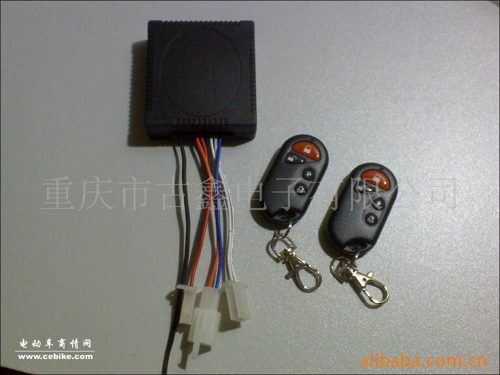 锁电机型电动车防盗器