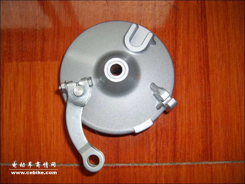 φ95电动车鼓刹前盖