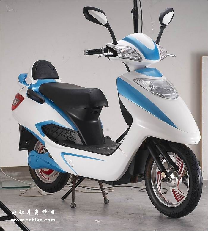 大环雅格电动车塑件