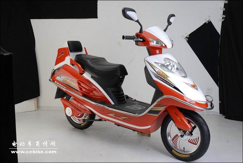 供应大环红旗电动车，电动摩托车塑件