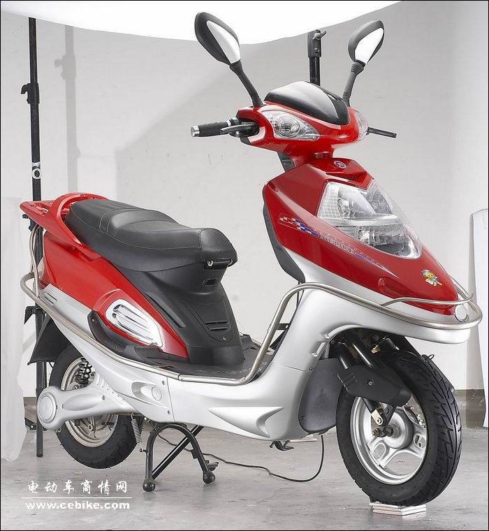 供应大环世纪凌鹰II代电动车，电动摩托车塑件