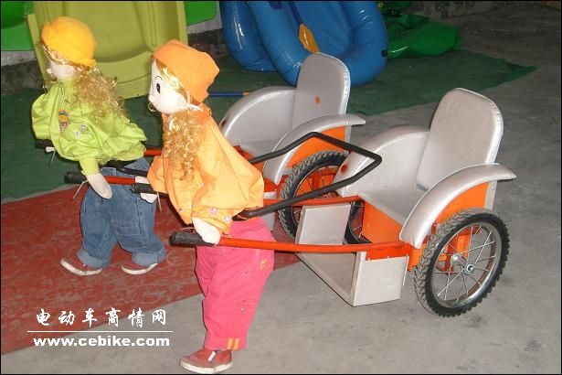 供应福建国龙电动机器人拉黄包车