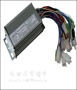 供应万能无刷控制器 24V250W