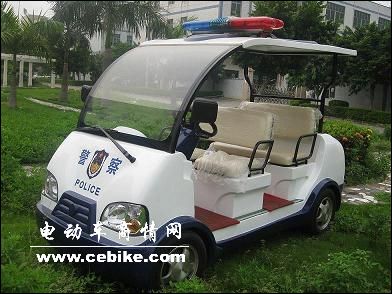 电动警车与城管车