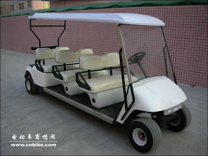 六座高尔夫球车