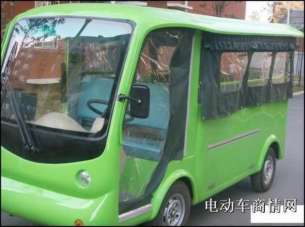 22座电动小巴