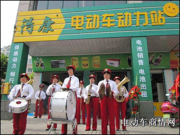 得康电池修复全新加盟店模式启动（蓄电池修复，电动车电池，电瓶修复，电动车充电站）
