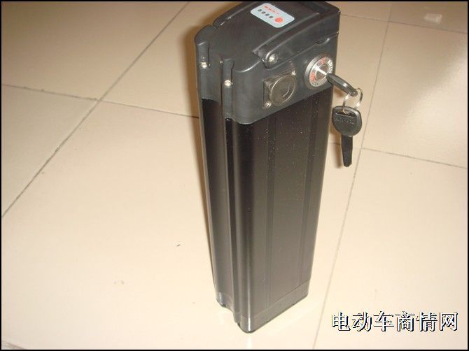 电动车锂电池(黑色银鱼款)