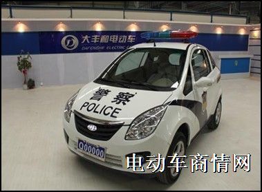 电动巡逻车