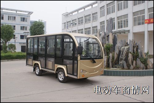 封闭电动观光车