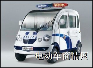 全封闭电动巡逻车、暖气巡逻车