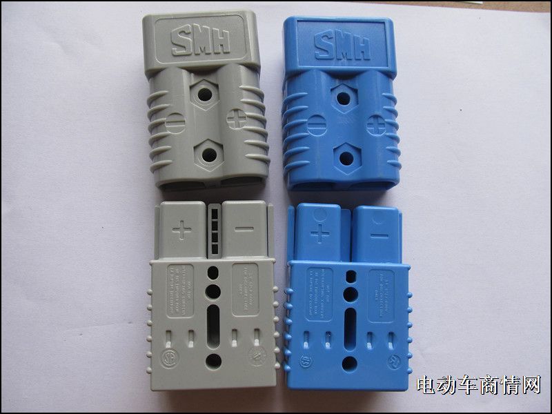 线束连接器 充电插头