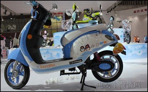 小刀电动车图